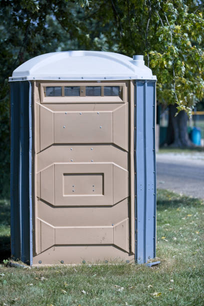 Best Portable restroom trailer rental  in Crosspointe, VA